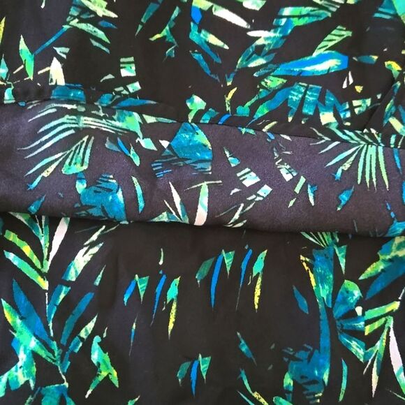 EC DECREE TROPICAL LAYERED TANK SZ.L - Picture 4 of 4